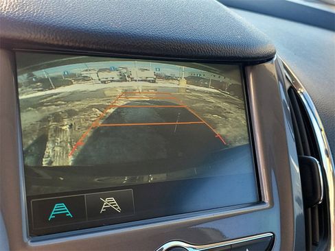 Used 2018 Chevrolet Cruze LT image 25