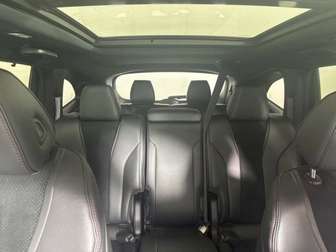 Used 2022 Acura MDX A-Spec image 11