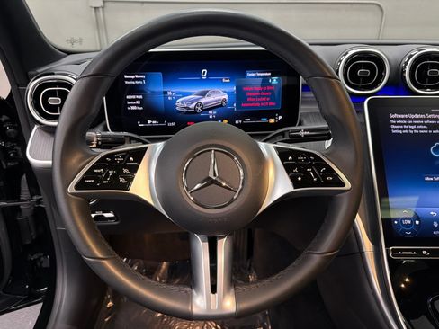 Used 2025 Mercedes-Benz C 300 Sedan image 28