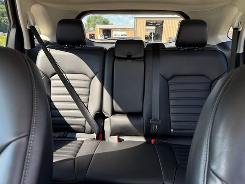Used 2024 Ford Edge SEL w/ Convenience Package AWD/4WD image 22