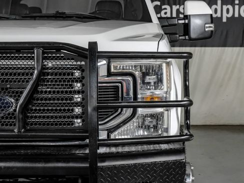 Used 2022 Ford F350 Lariat w/ Lariat Value Package AWD/4WD image 38