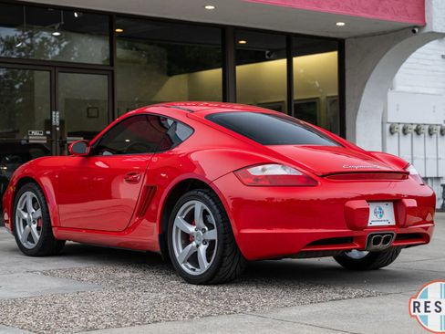 Used 2006 Porsche Cayman S RWD image 4