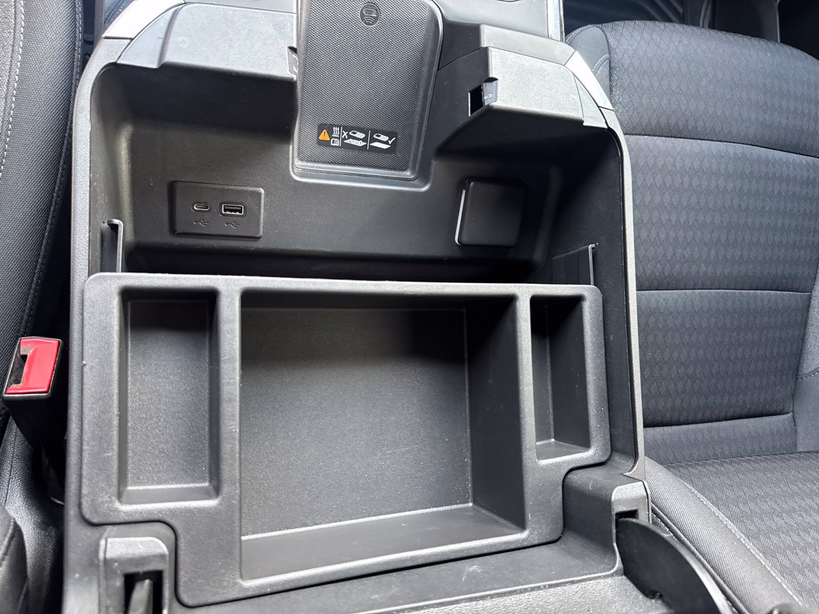 Used 2022 Chevrolet Silverado 1500 RST RWD image 32