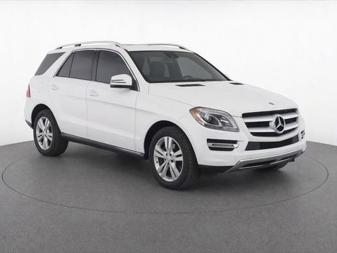 Used 2016 Mercedes-Benz GL 450 4MATIC image 1