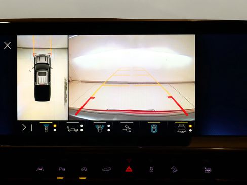 Used 2023 Chevrolet Silverado 1500 High Country w/ Z71 Off-Road Package image 35