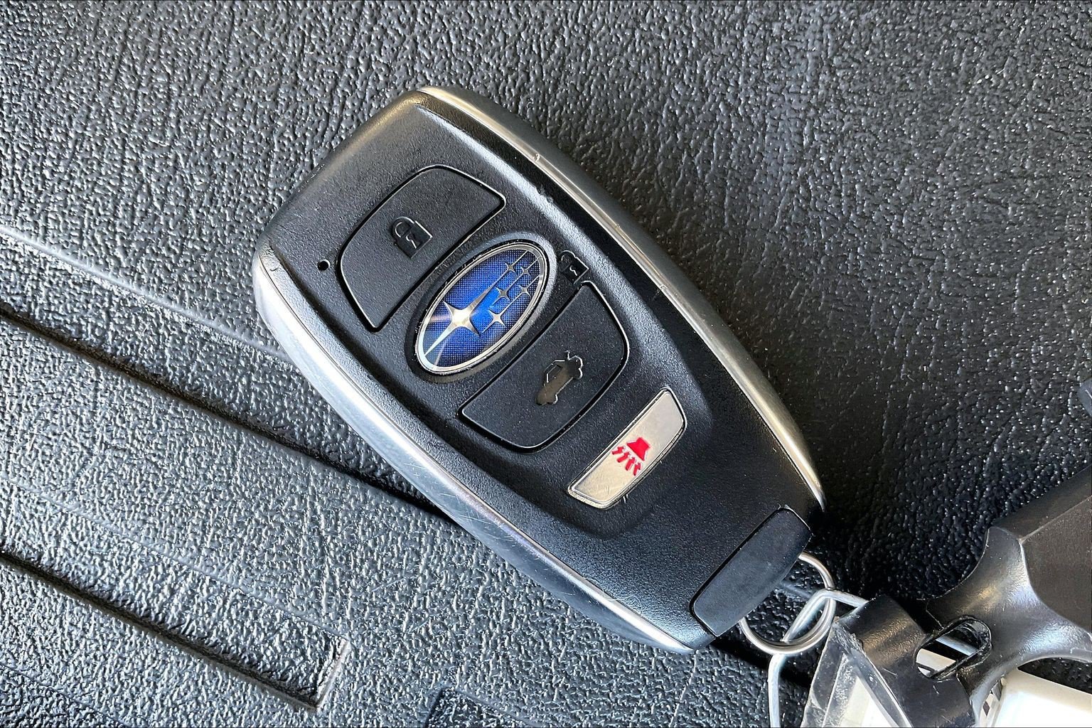 Used 2026 Subaru Forester Premium AWD/4WD image 9