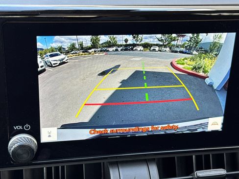 Used 2025 Toyota RAV4 XLE image 24