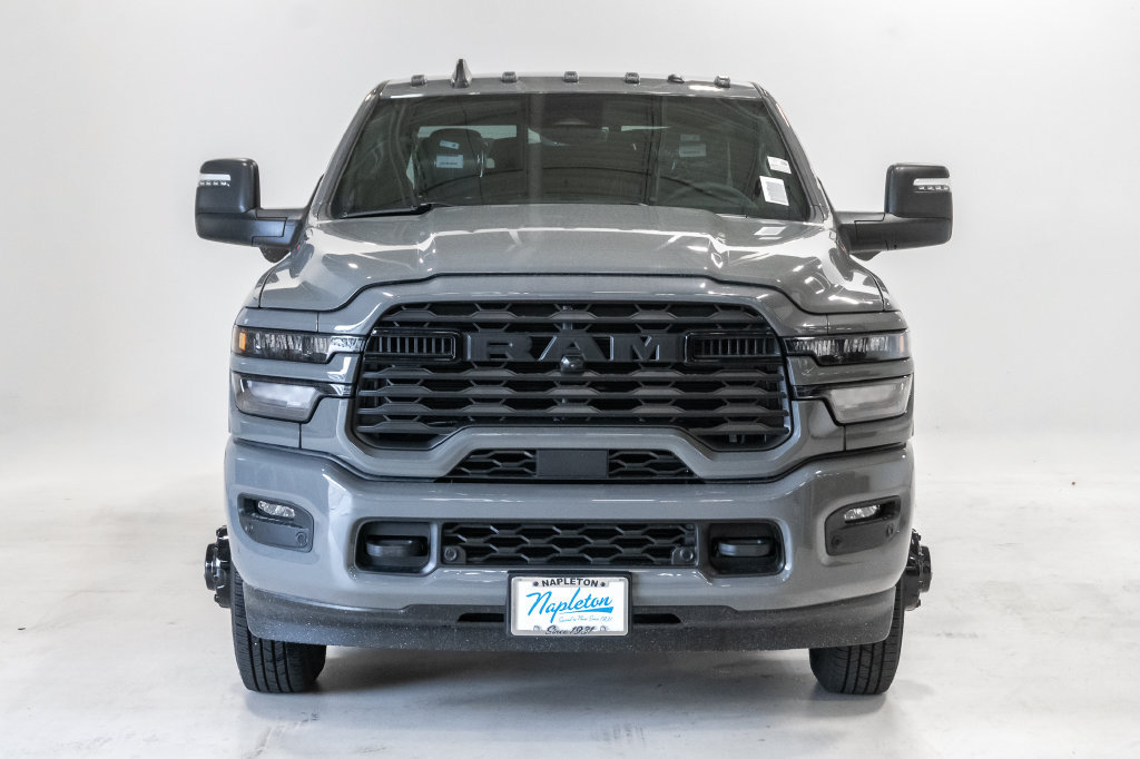 New 2027 RAM 3500 Big Horn AWD/4WD image 5