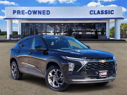 Used 2024 Chevrolet Trax LT w/ Driver Confidence Package