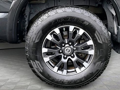 Used 2019 Nissan Titan PRO-4X image 33