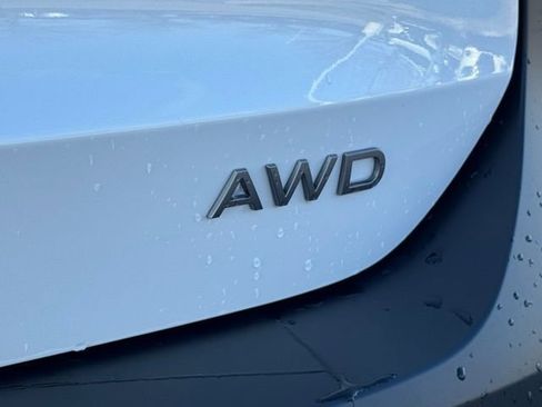 Certified 2025 Nissan Kicks SV image 41