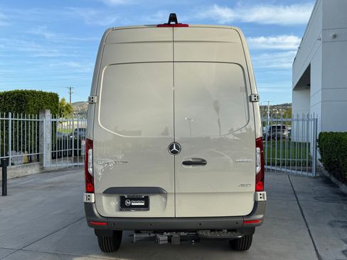 New 2026 Mercedes-Benz Sprinter 2500 image 13