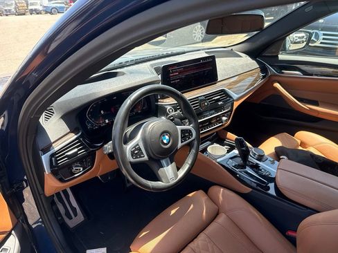 Used 2023 BMW 540i w/ M Sport Package RWD image 9