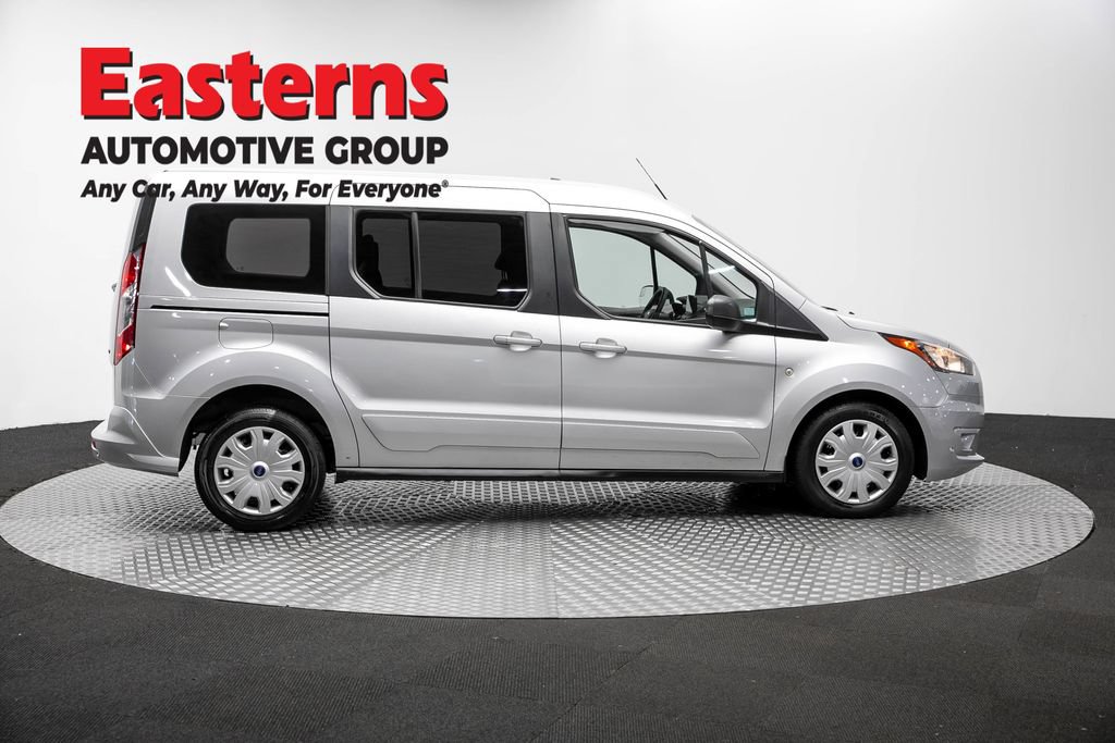 Used 2022 Ford Transit Connect XLT FWD image 5