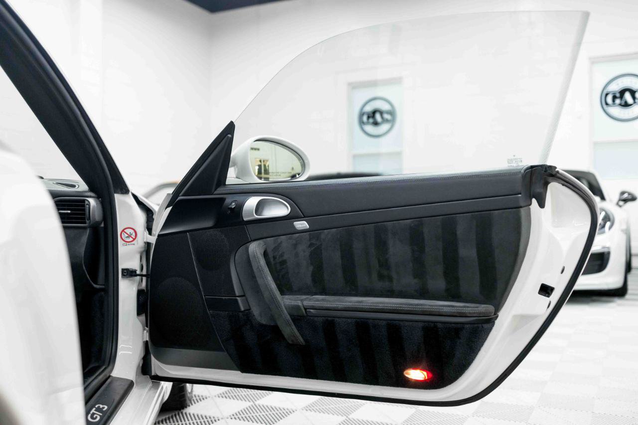 Used 2010 Porsche 911 GT3 RWD image 74