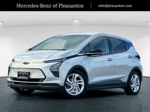 Used 2022 Chevrolet Bolt LT image 1