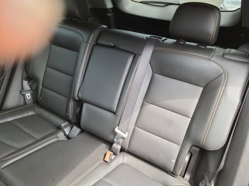 Used 2021 GMC Terrain SLT w/ Infotainment Package II image 18