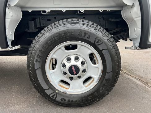 Used 2011 Chevrolet Silverado 3500 W/T w/ Snow Plow Prep Package image 14