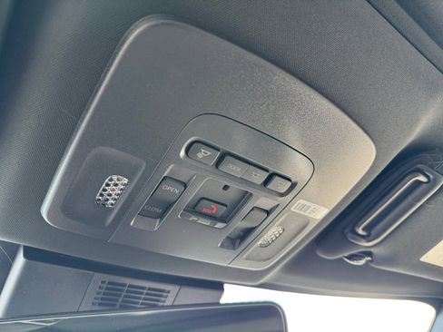 New 2026 Toyota Camry SE AWD/4WD image 19