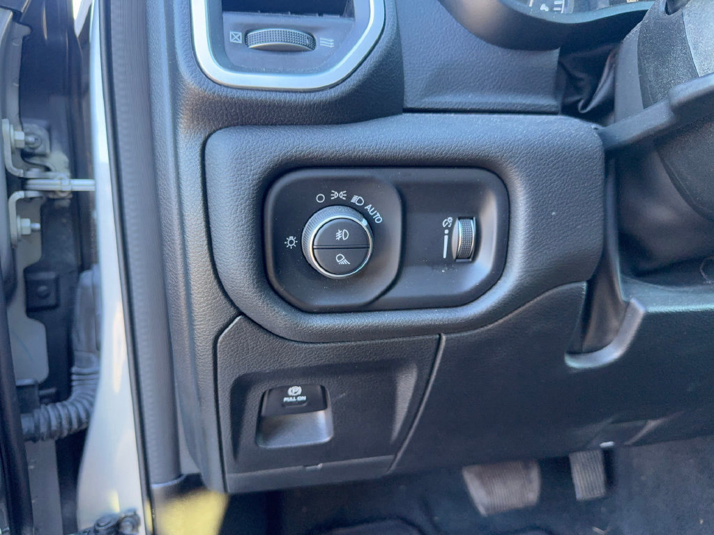 Used 2023 RAM 1500 Big Horn AWD/4WD image 13