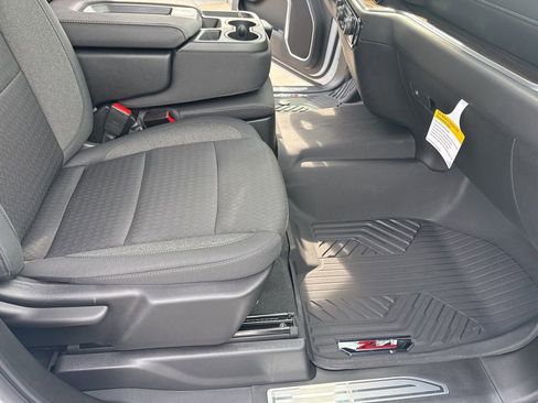 Certified 2026 Chevrolet Silverado 1500 RST image 35