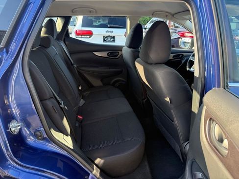 Used 2022 Nissan Rogue Sport S AWD/4WD image 30