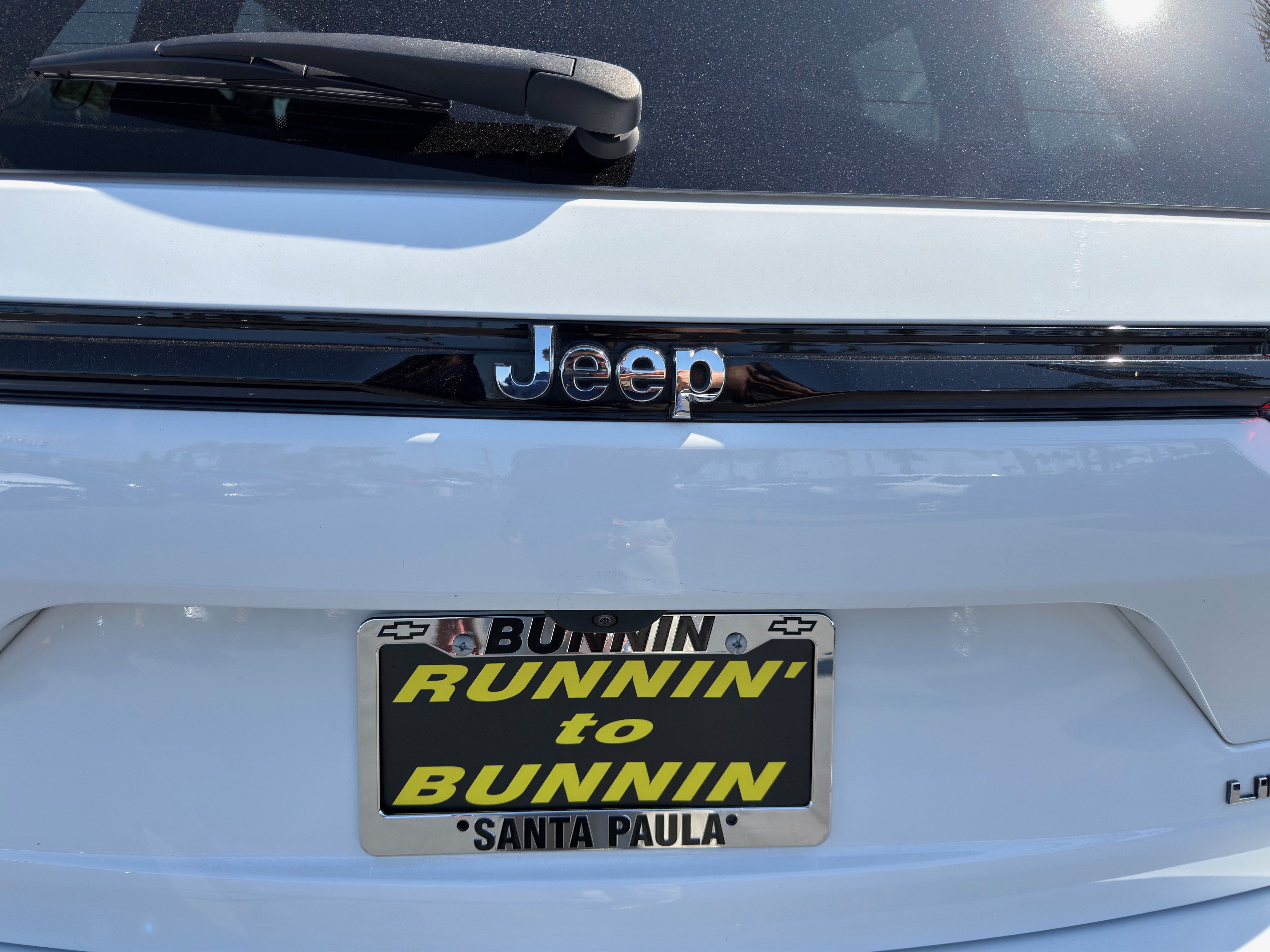 Used 2023 Jeep Grand Cherokee Limited w/ Trailer Tow Prep Group (B) AWD/4WD image 40