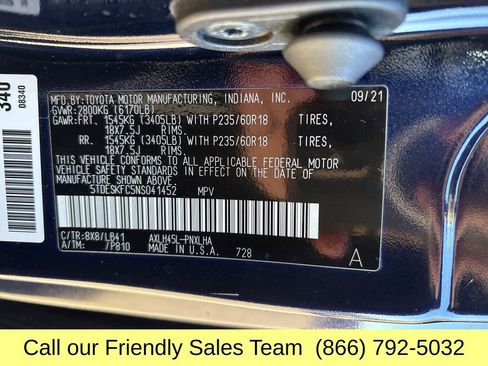 Certified 2022 Toyota Sienna Platinum image 30