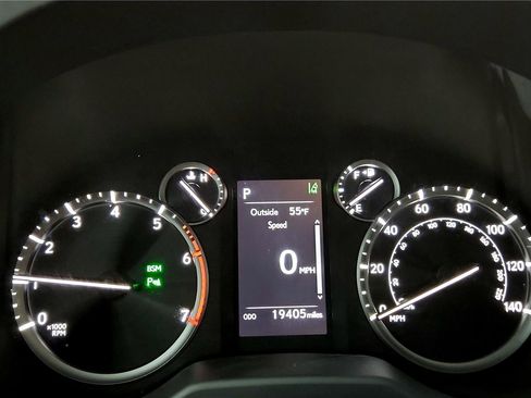 Used 2023 Lexus GX 460 Premium w/ Premium Package image 27