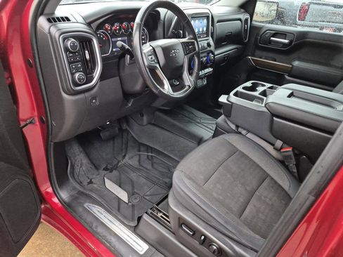 Certified 2019 Chevrolet Silverado 1500 RST image 12