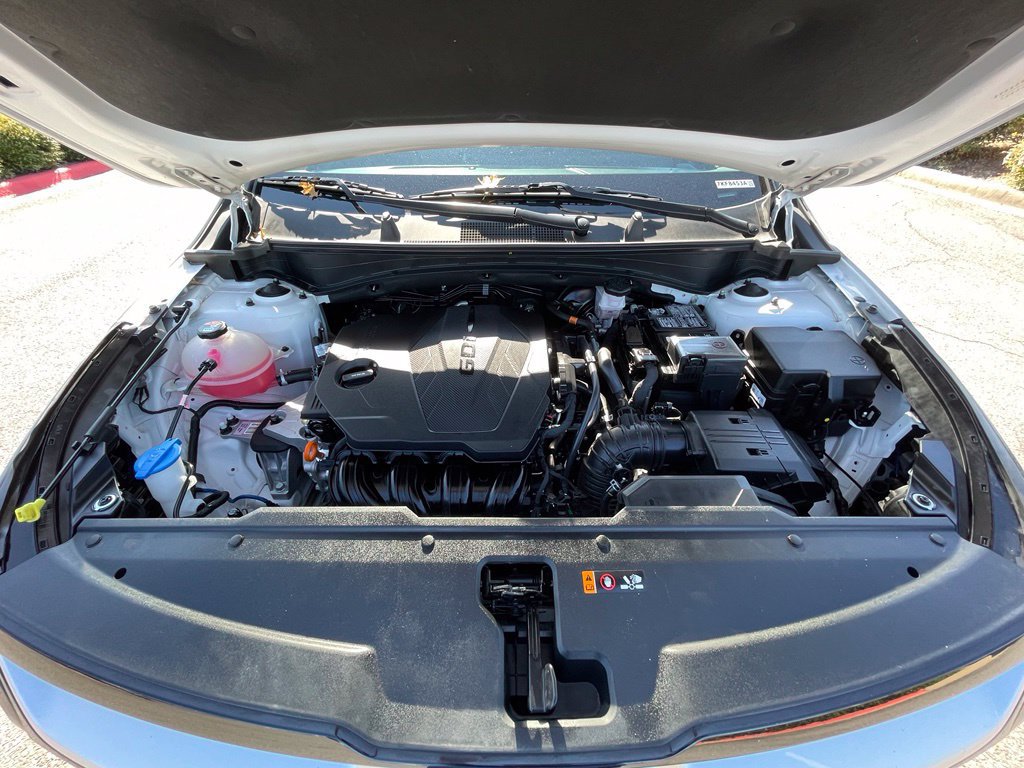 Used 2024 Kia Sportage EX FWD image 32