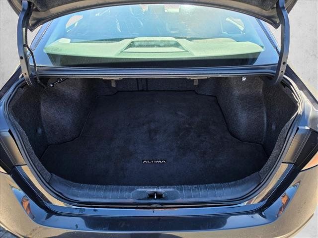 Used 2020 Nissan Altima 2.5 SL FWD image 15