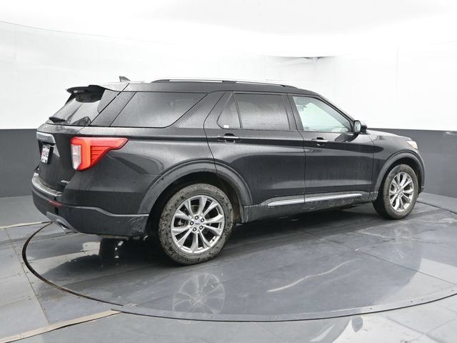 Used 2024 Ford Explorer Limited AWD/4WD image 2