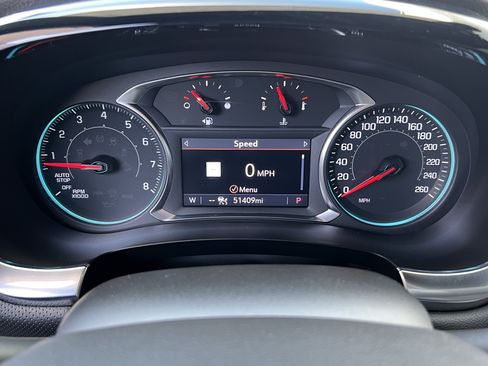 Used 2024 Chevrolet Traverse RS AWD/4WD image 33