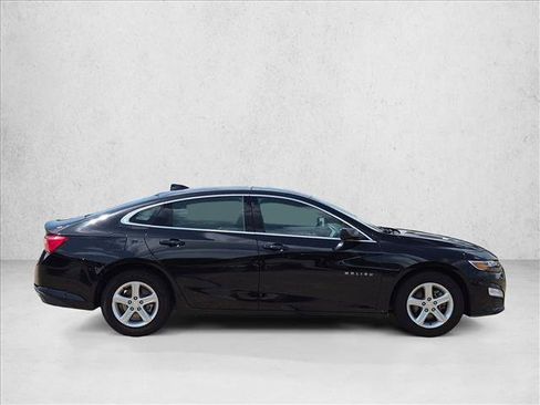 Used 2024 Chevrolet Malibu LT FWD image 4