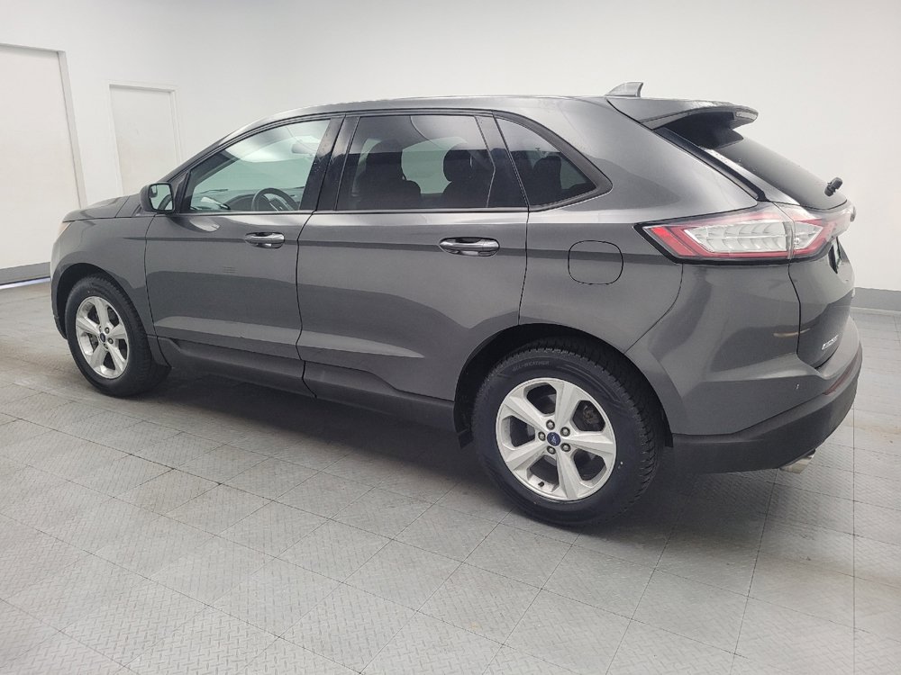 Used 2018 Ford Edge SE FWD image 3