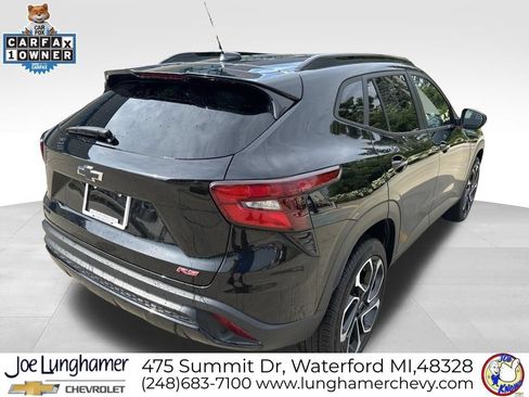 Certified 2024 Chevrolet Trax RS w/ Driver Confidence Package FWD image 3