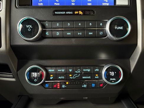 Used 2021 Ford Expedition Max XLT image 34