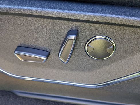 Used 2023 Ford F150 Lariat w/ Equipment Group 502A High image 19