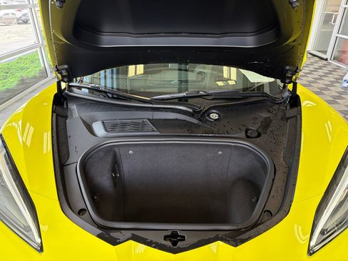 Used 2023 Chevrolet Corvette Stingray Premium Conv w/ Battery Protection Package RWD image 20