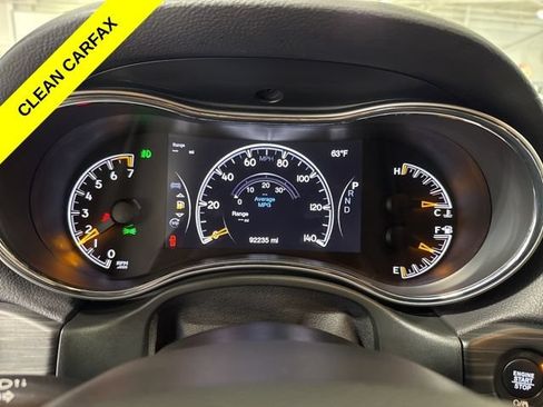 Used 2020 Jeep Grand Cherokee Altitude AWD/4WD image 17