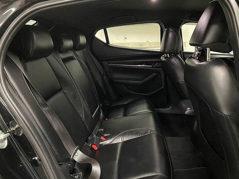 Used 2021 MAZDA MAZDA3 s image 13