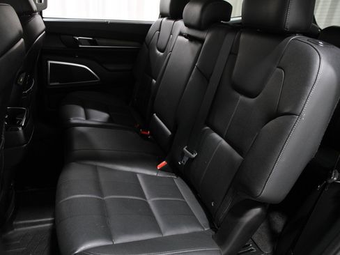 Used 2022 Kia Telluride EX w/ Towing Package image 21