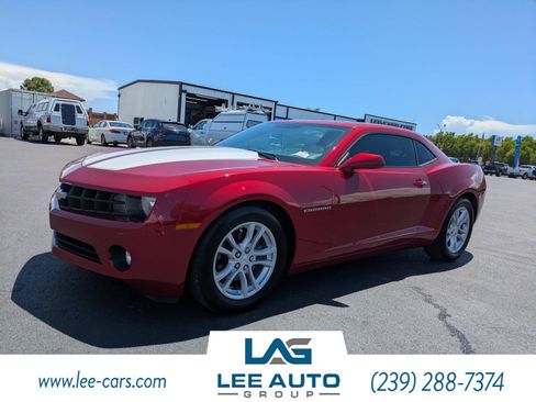 Used 2013 Chevrolet Camaro LT w/ Rear Vision Package RWD image 8