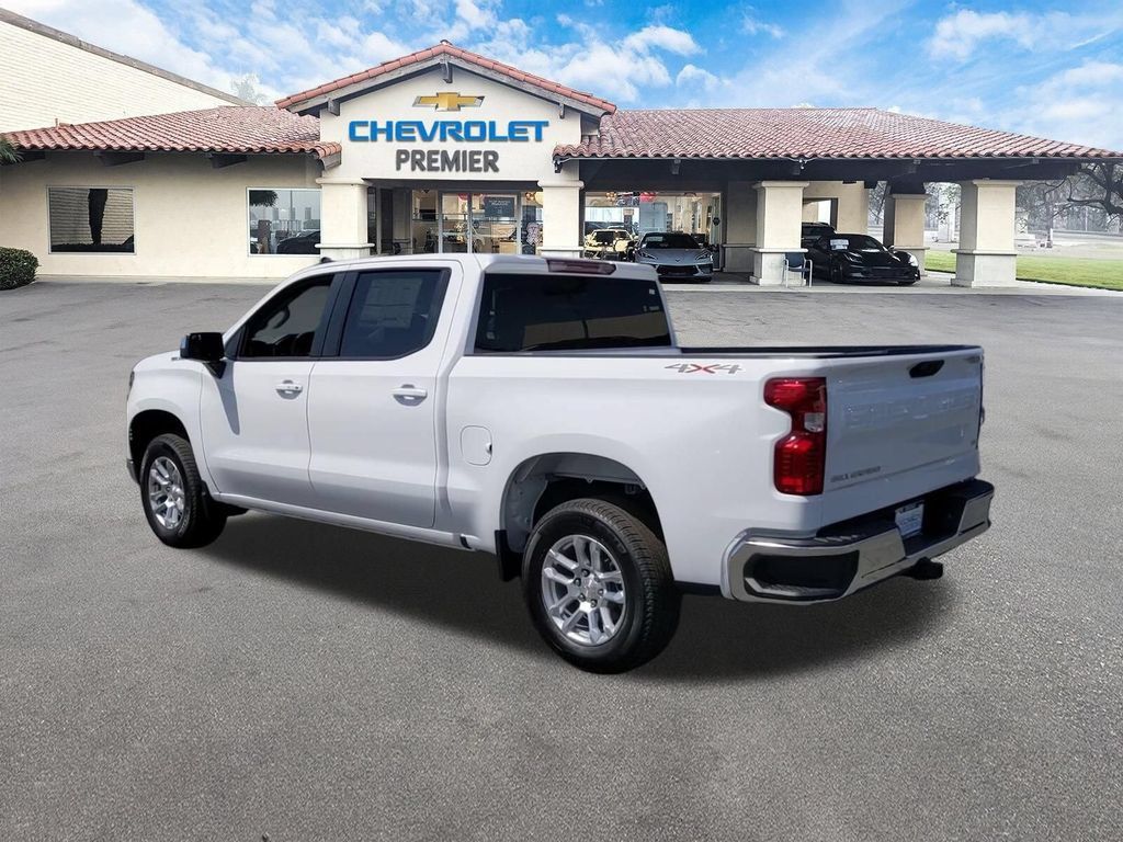 Used 2023 Chevrolet Silverado 1500 LT AWD/4WD image 6