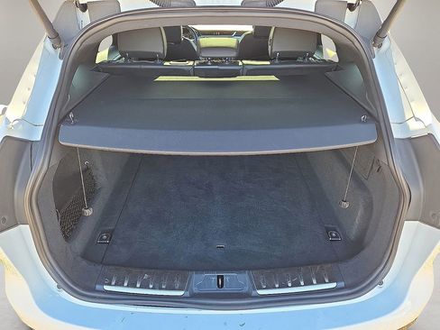 Used 2024 Jaguar F-PACE R-Dynamic S image 11