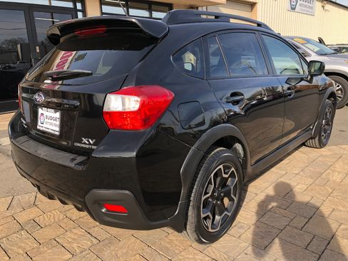 Used 2014 Subaru Crosstrek 2.0i Limited image 2