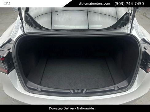 Used 2020 Tesla Model 3 Standard Range image 41