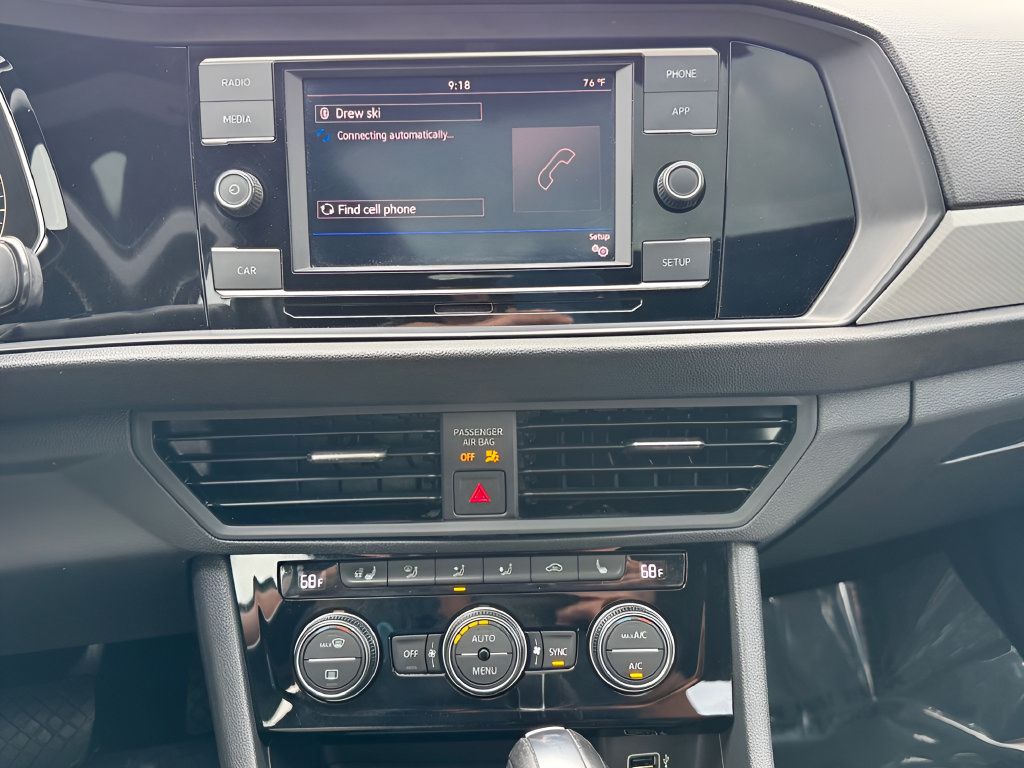 Used 2019 Volkswagen Jetta R-Line FWD image 16