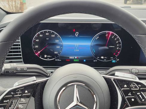 Used 2026 Mercedes-Benz GLE 450e 4MATIC image 24